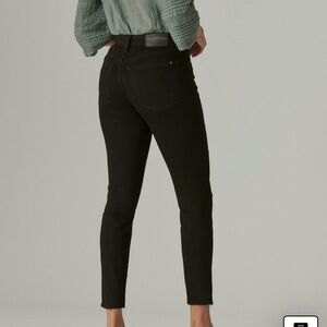 Lucky Brand High Rise Bridgette Skinny